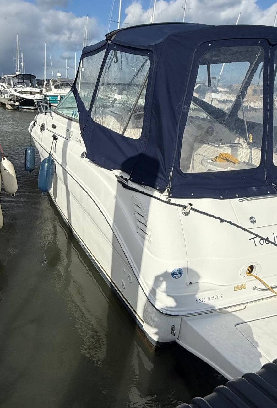 2002 Sea Ray 275 Sundancer image 8