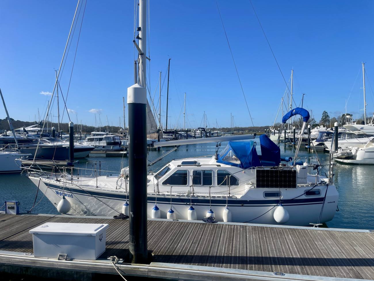 1993 Nauticat 35 image 11