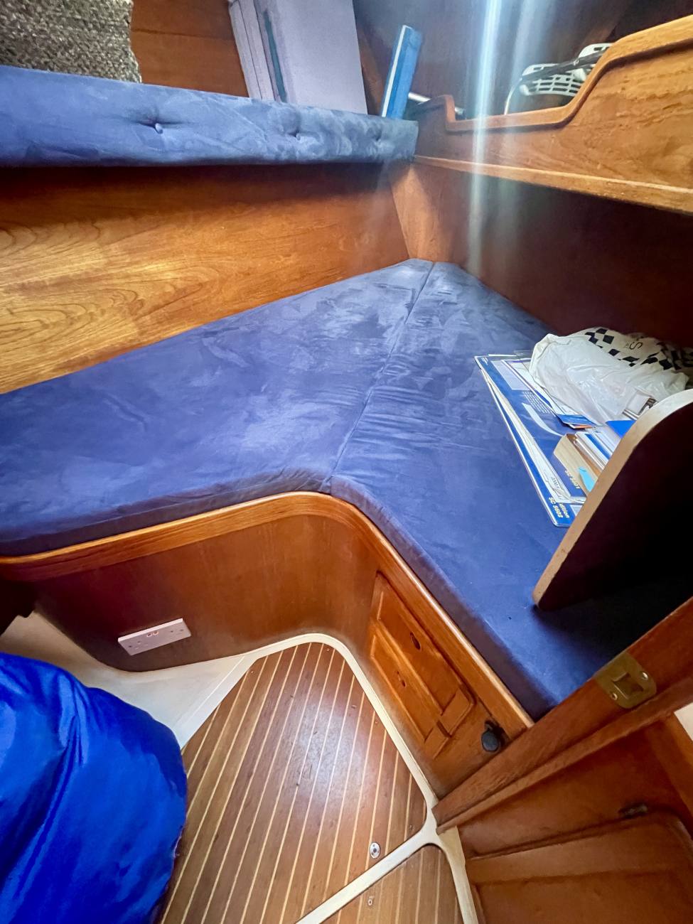 1993 Nauticat 35 image 44