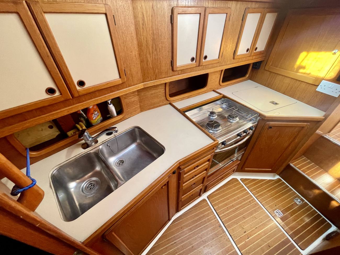 1993 Nauticat 35 image 41