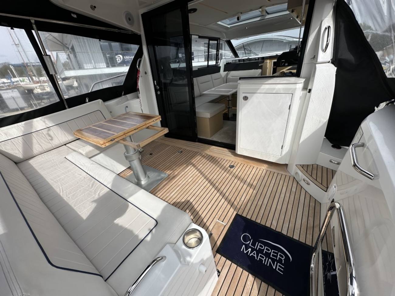 2022 Jeanneau NC 37 image 21