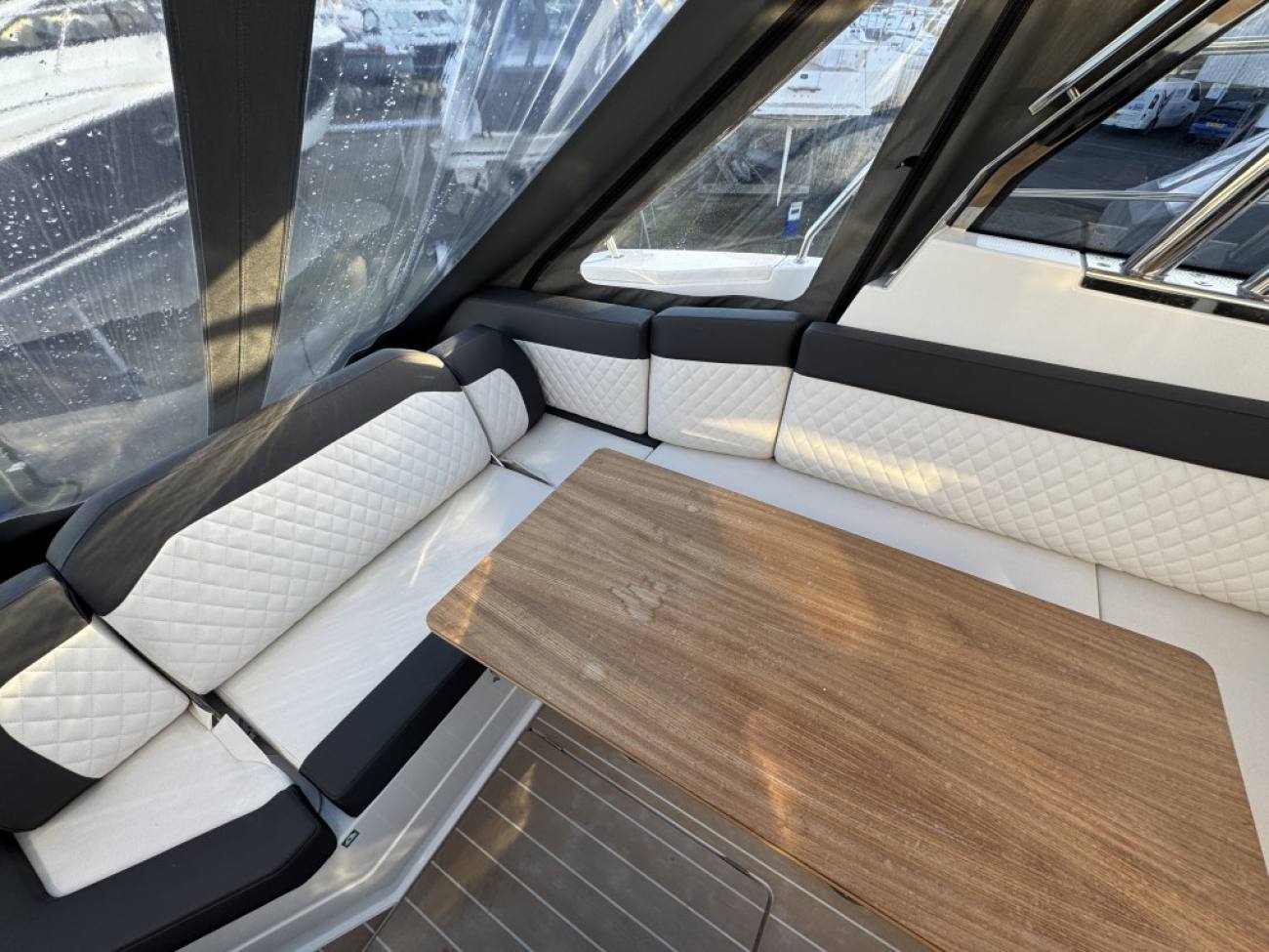 2023 Bavaria SR33 image 13
