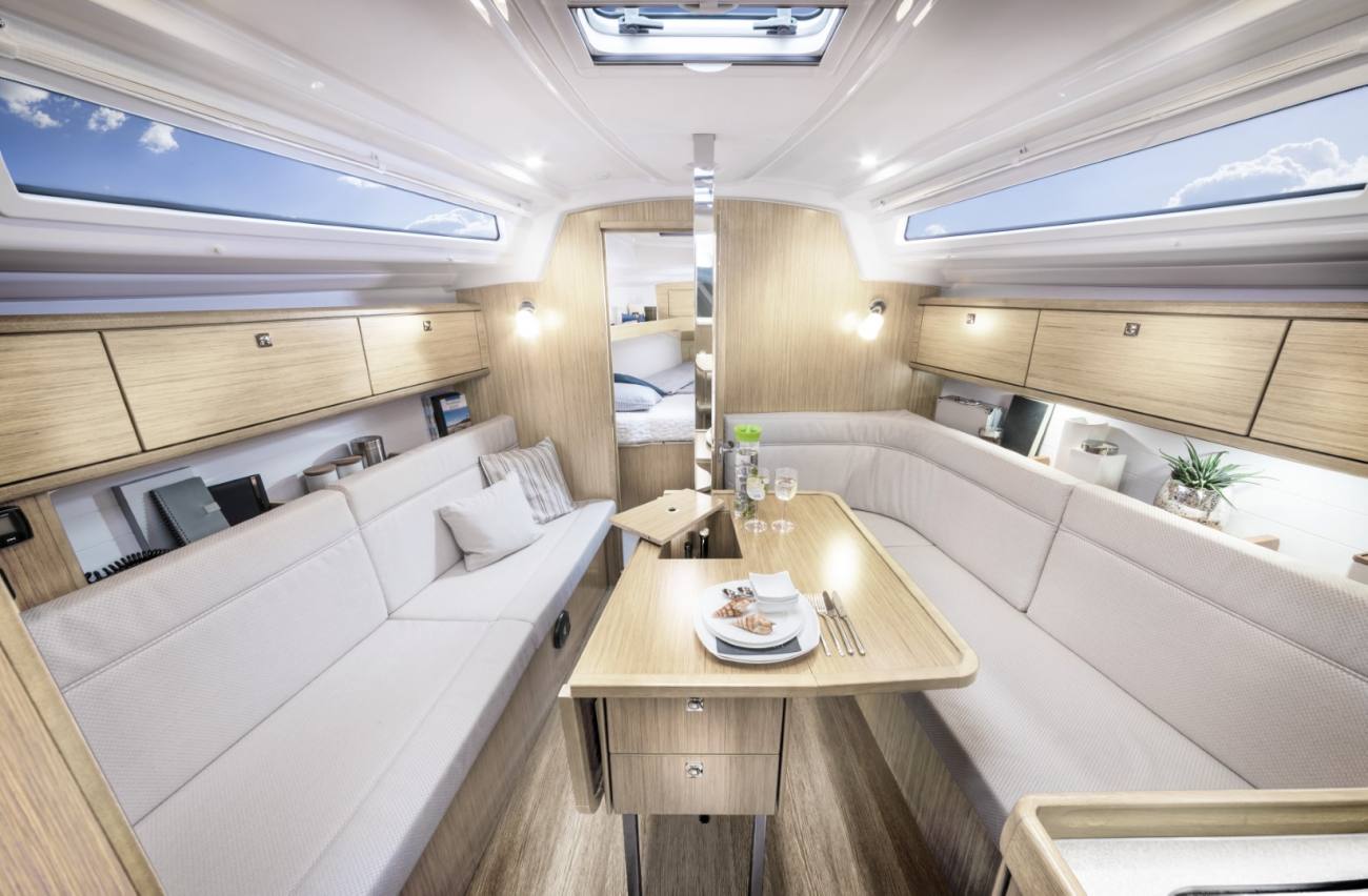 2026 Bavaria Cruiser 34 SE image 6
