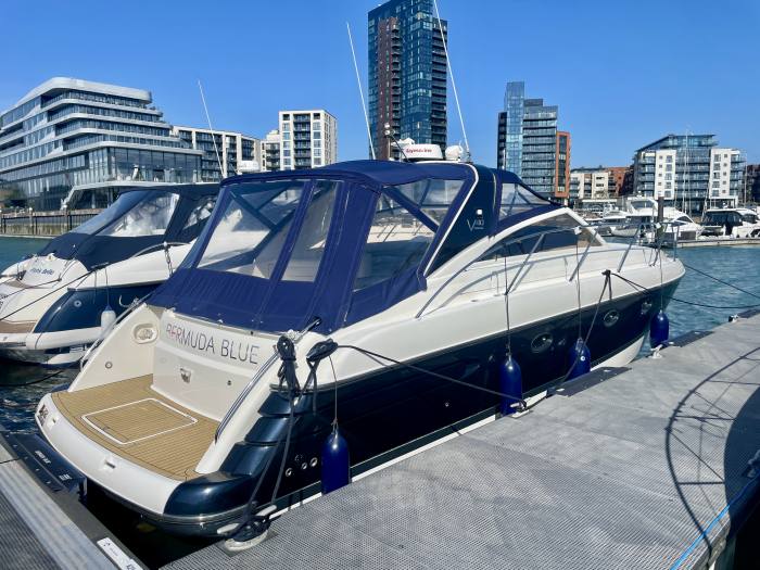 1999 Princess V40