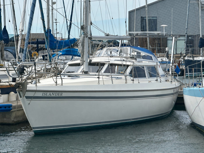 1990 Moody Eclipse 33
