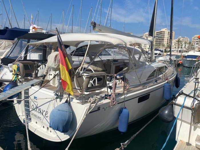 2013 Bavaria Vision 42