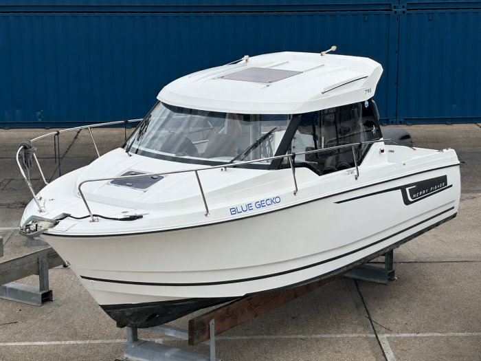 2016 Jeanneau Merry Fisher 795