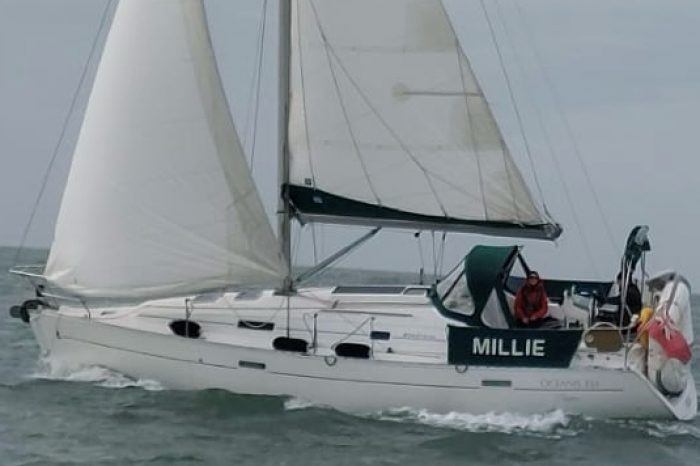 2000 Beneteau Oceanis 331