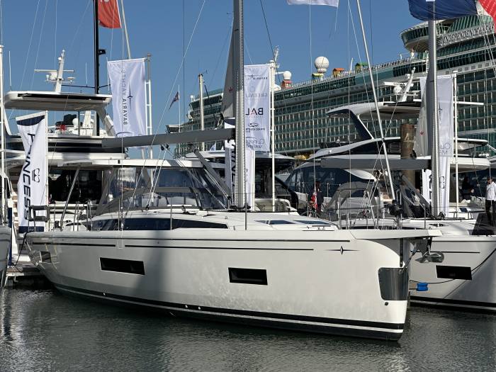 2025 Bavaria C46