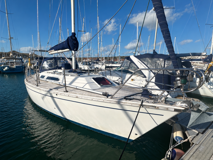 1998 Westerly Oceanquest 35 AC