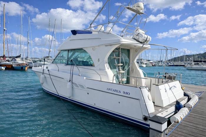 2004 Beneteau Antares 9.80
