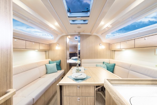 Bavaria Cruiser 37 SE additional image 2