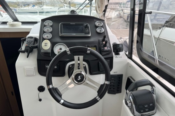 Beneteau Antares 30 Fly additional image 5