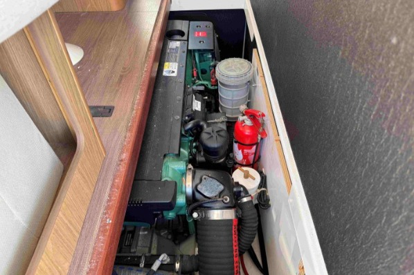 Beneteau Antares 30 Fly additional image 7