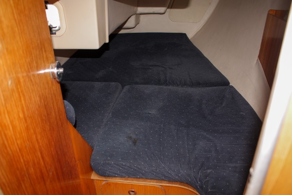 Beneteau First 32s5 additional image 3