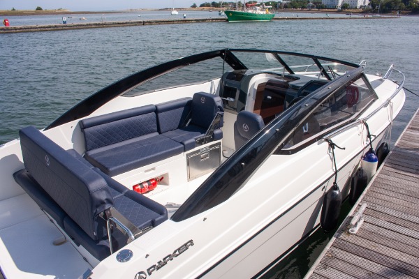 Parker 630  Day Cruiser additional image 1