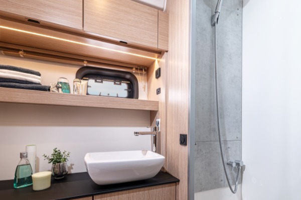 Bavaria SR41 Coupe  additional image 20