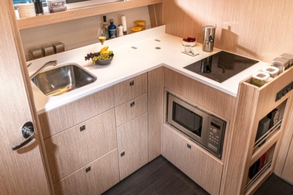 Bavaria SR41 Coupe  additional image 22