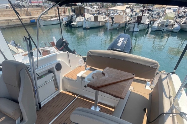 Quicksilver 675 Active Cruiser additional image 1